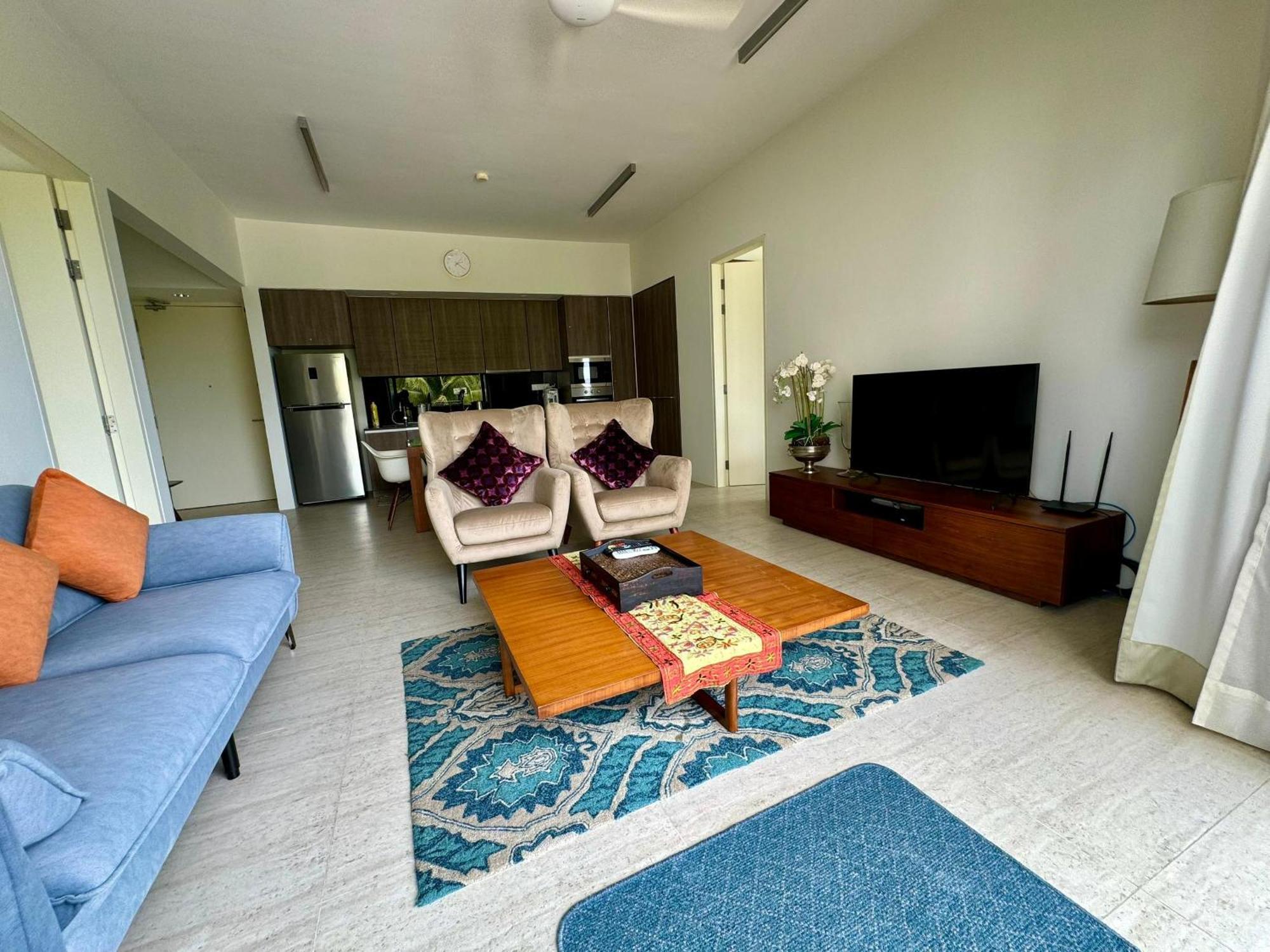 By The Sea- Pool And Sea View Apartman Batu Ferringhi Kültér fotó